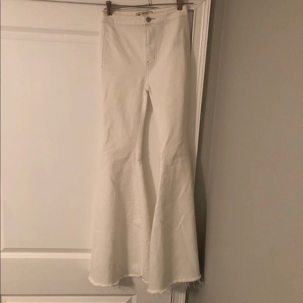 Free people just float on jeans